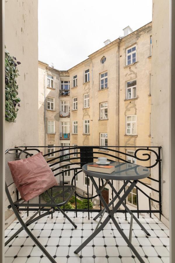 Marszalkowska 58 - Classy Two Bedroom Apartment With Balcony By Noclegi Renters Warsawa Bagian luar foto