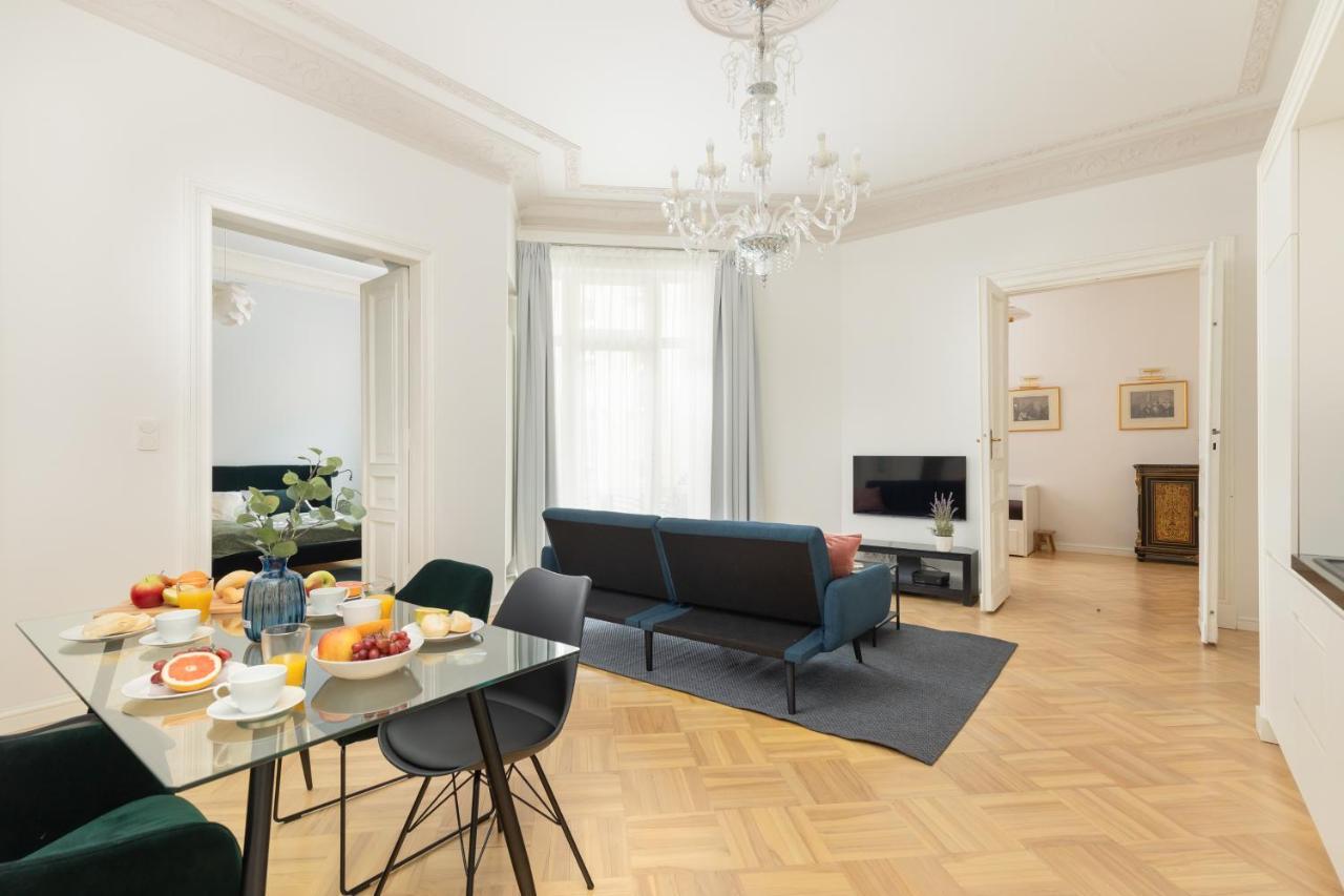 Marszalkowska 58 - Classy Two Bedroom Apartment With Balcony By Noclegi Renters Warsawa Bagian luar foto