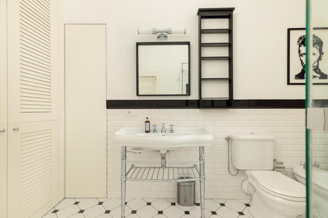 Marszalkowska 58 - Classy Two Bedroom Apartment With Balcony By Noclegi Renters Warsawa Bagian luar foto