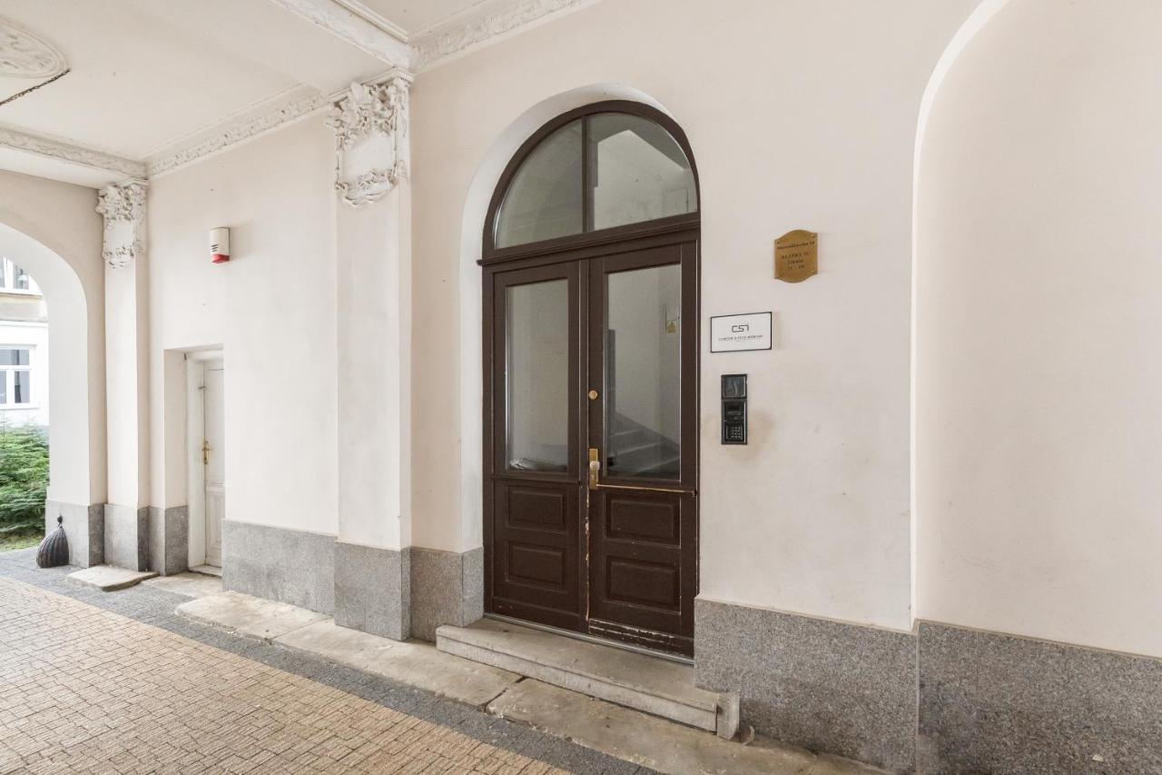 Marszalkowska 58 - Classy Two Bedroom Apartment With Balcony By Noclegi Renters Warsawa Bagian luar foto